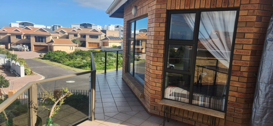 3 Bedroom Property for Sale in Reebok Western Cape